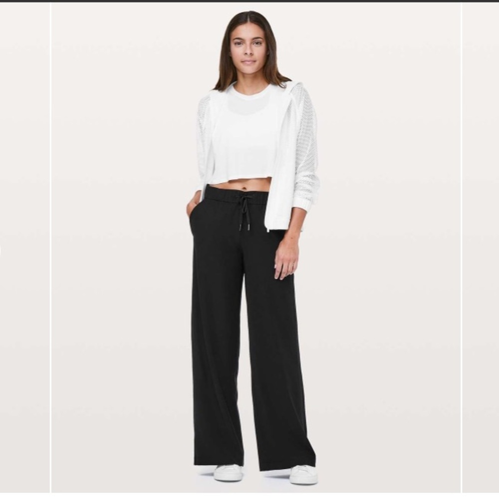 COPY - Lululemon On The Fly Pant *Wide Leg
